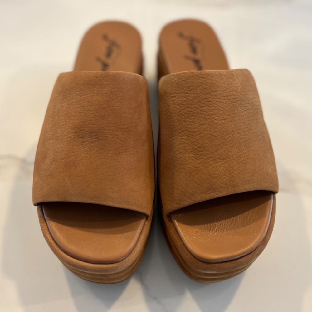 Free people stacked slide - Picture 2 of 3